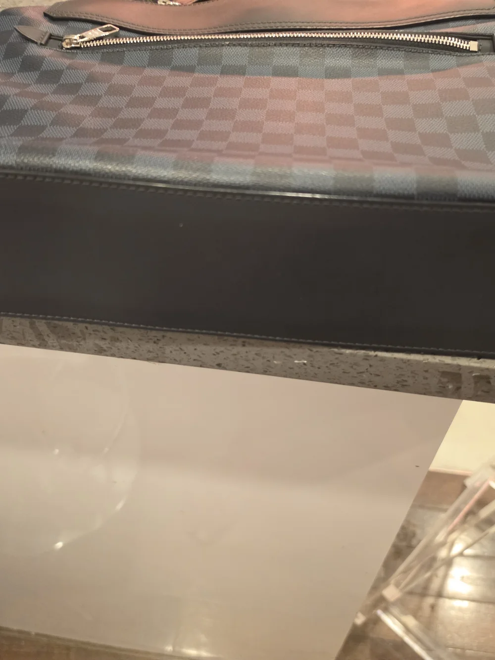 Louis Vuitton Damier Cobalt Greenwich Messenger Excellent/ Mint Condition